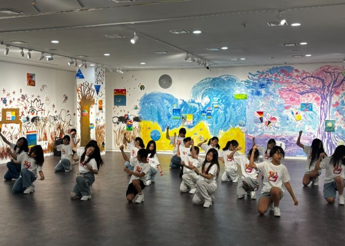 꿈의 무용단 하남 ‘내면의 계절’ 퍼포먼스 공연 장면