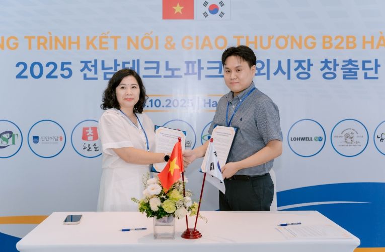 강진 남도농산 수출계약 체결 모습