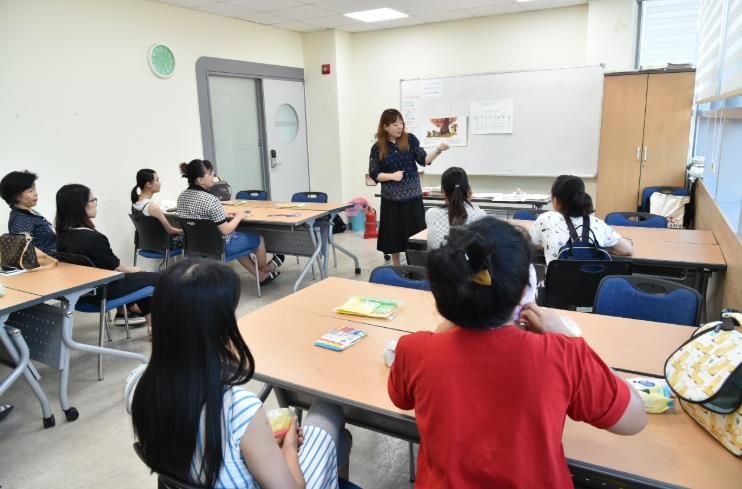 군민 한 사람, 한 삶까지 챙긴다…청송형 통합복지 가동-다문화가족 한국어 교육