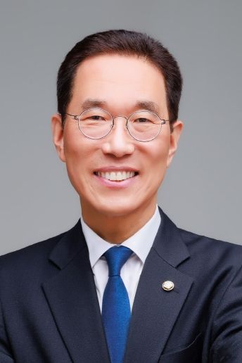 더불어민주당 김주영 의원(경기 김포시갑, 국회 기후에너지환경노동위원회 간사)