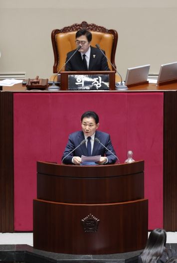 박용갑 의원 본회의장