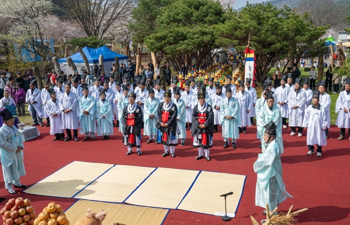 지난 11일부터 12일까지 열린 제27회 칠갑산 장승 축제 모습