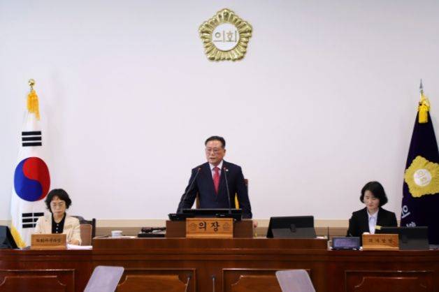 제319회 임시회 제1차 본회의_이만호 의장